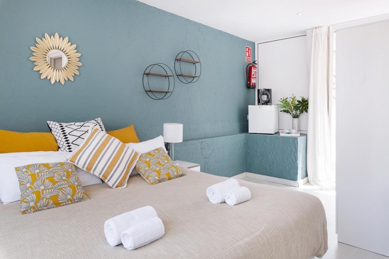 Sitgesnextdoor Bed & Breakfast Ngoại thất bức ảnh